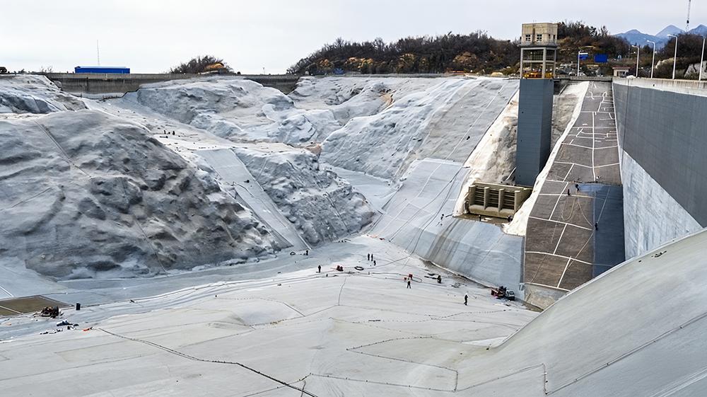 Polyurea waterproof coating applied in large reservoir project for water containment and protection