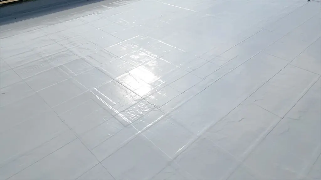 使用BW6-9528和BW0-8029完成屋顶防水翻新